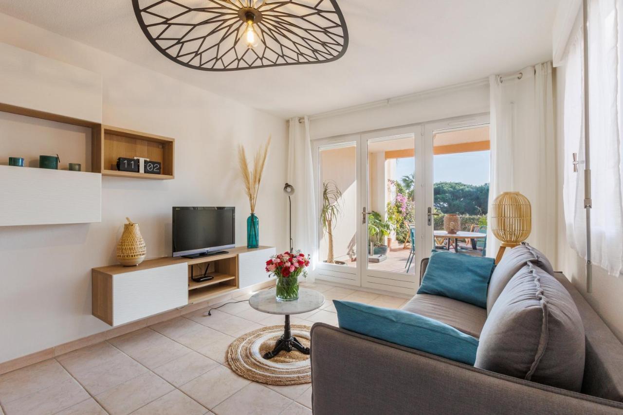 Appartement Avec Jardin, Clim & Piscine - Proche Plages Et Randos, Parking Prive - La Girelle Hyères